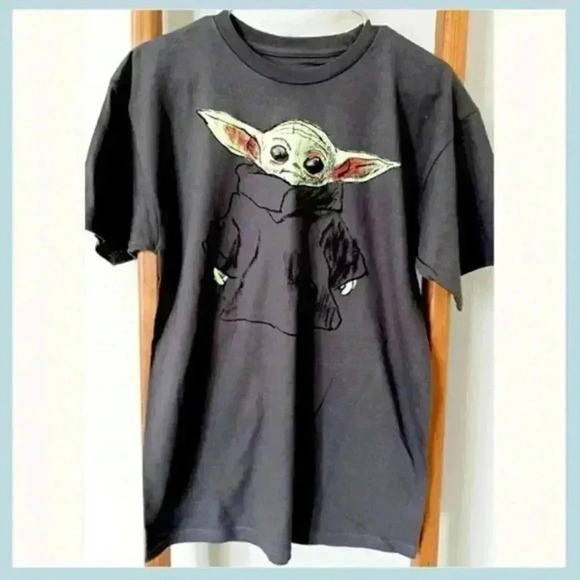 Star Wars Tops - Star Wars Baby Yoda Graphic Tee Size Medium, Baby Yoda Graphic Tee